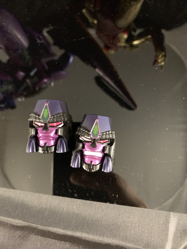 MP 43 Beast Wars Masterpiece Megatron In Hand Photos With Size Comparisons And Toothbrushing Adventures 08 (8 of 14)